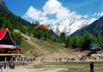 Chandigarh to Manali Cabs