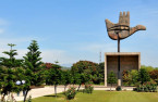 Arrival in Chandigarh & Sightseeing